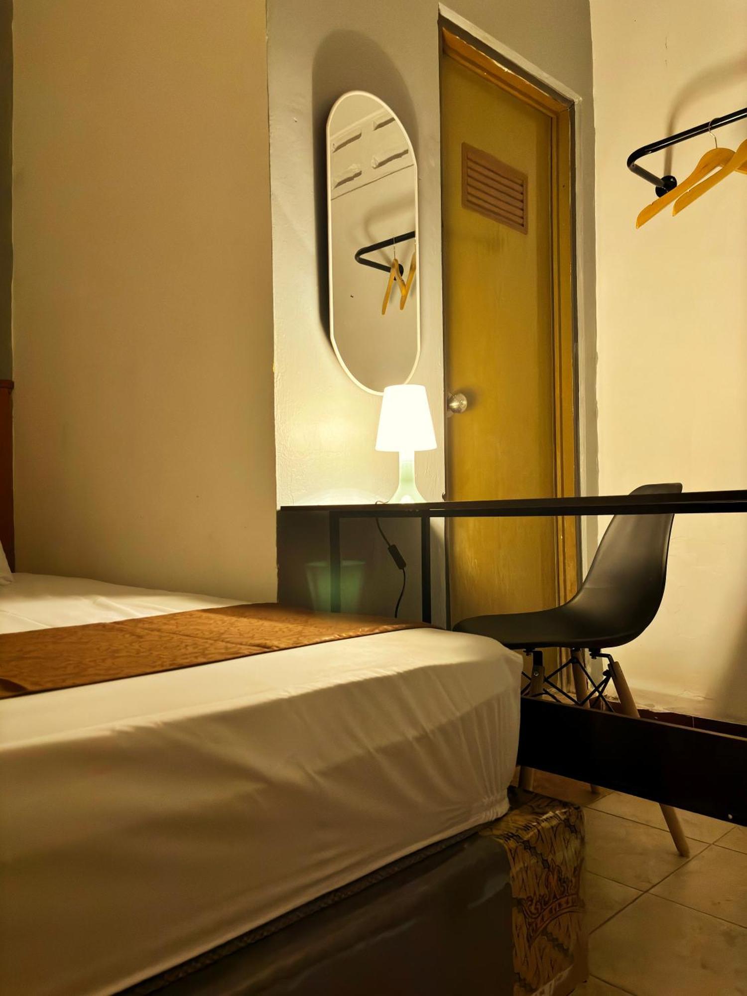 Jogja Day Inn Джокякарта Екстериор снимка
