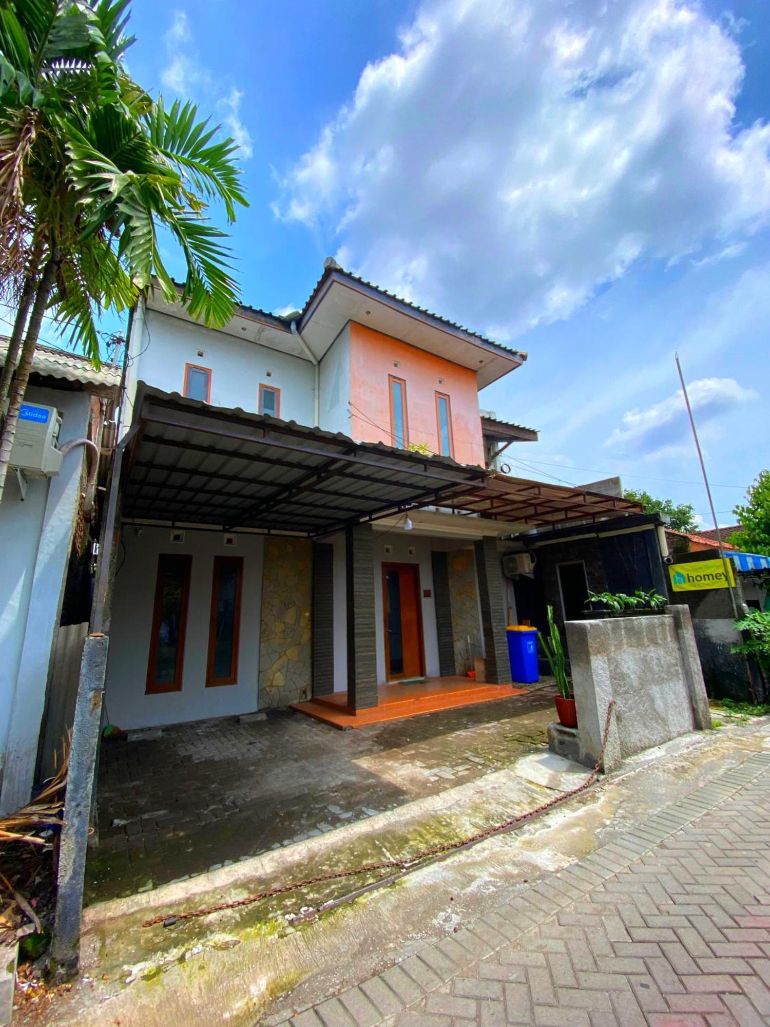 Jogja Day Inn Джокякарта Екстериор снимка