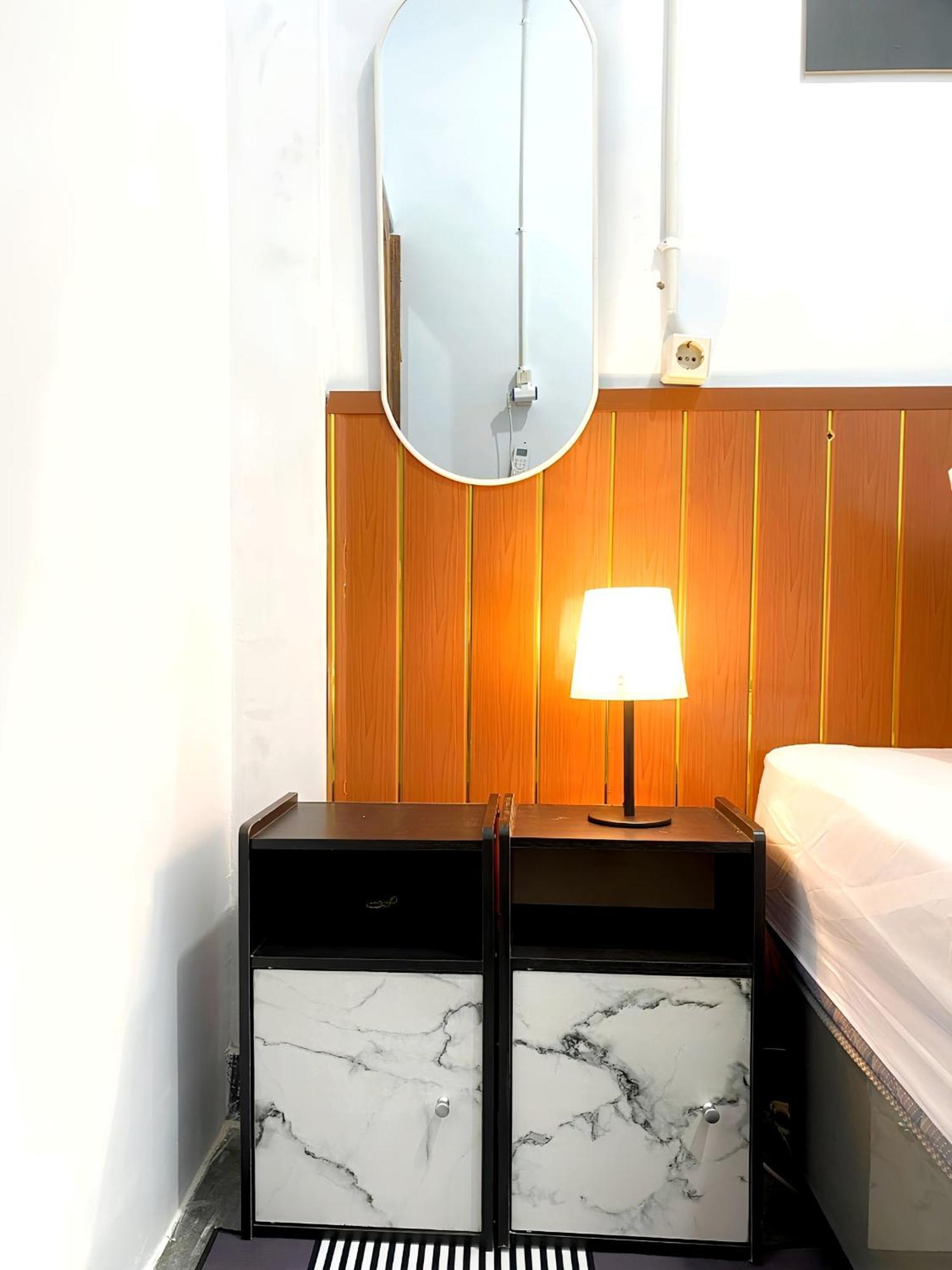 Jogja Day Inn Джокякарта Екстериор снимка